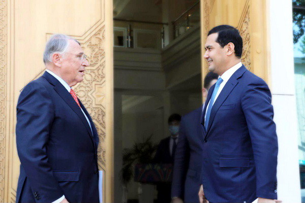 Uzbek DPM meets with the chairman of the Mangold Consulting Klaus Mangold