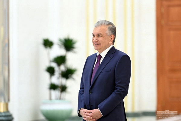Шавкат Мирзиёев ознакомился с презентацией о концепции проекта города Новый Ташкент