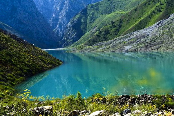 Uzbekistan to ban the import, sale and production of plastic in protected areas