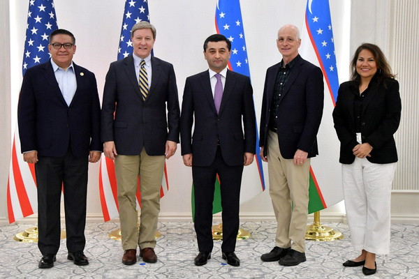 Глава МИД принял делегацию Палаты представителей США