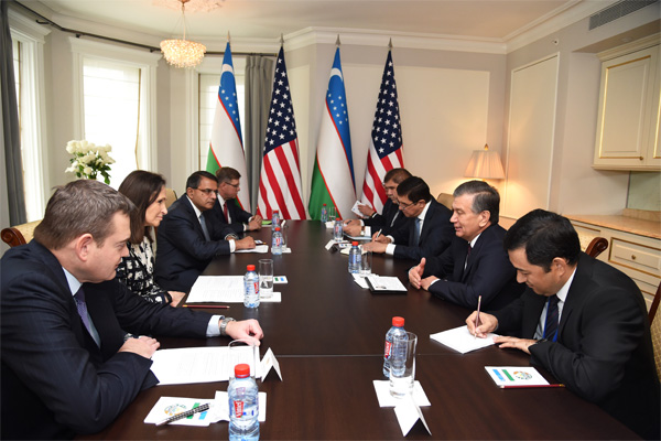 President of Uzbekistan meets with representatives of US business circles