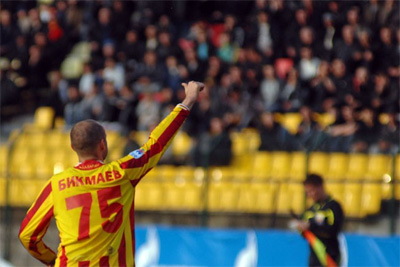 Marat Bikmaev signs contract with Locomotive