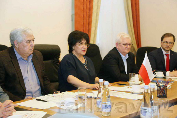 Узбекистан-Польша: Переговоры с инвесторами о развитии двустороннего сотрудничества