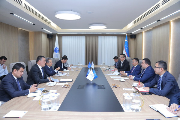 President of Huawei ME&CA meets with the Minister of Digital Technologies of Uzbekistan