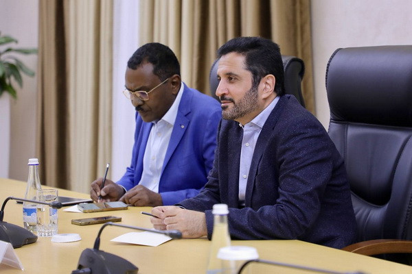 Глава МИПТ провел встречу с исполнительным директором Qatar National Cement Company