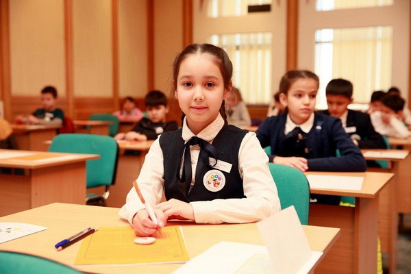 About 46,000 students study in non-state general educational organizations