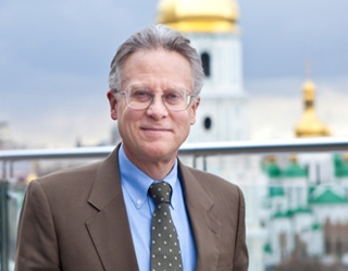 Douglas Doman to give lectures in Uzbekistan