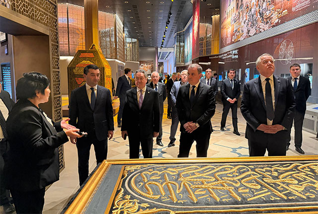 Главы МИД стран ЦА и Азербайджана посетили Центр исламской цивилизации в Ташкенте