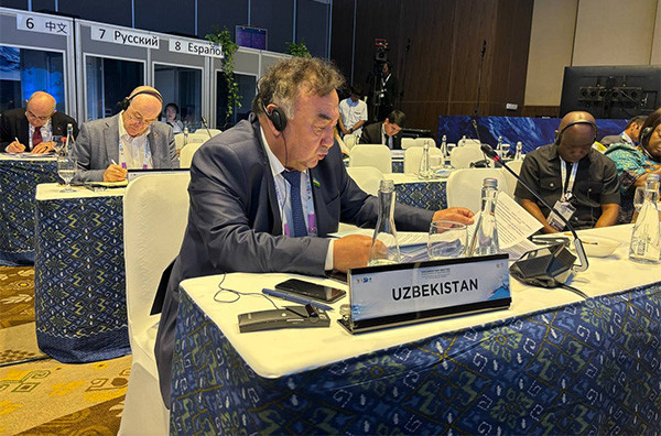 Парламентарии Узбекистана принимают участие во Всемирном водном форуме