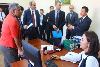 US delegation learns first-hand the progress in E-SUD scaling-up