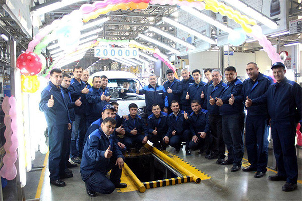 Хорезмский филиал UzAuto Motors выпустил 200 тысячный автомобиль