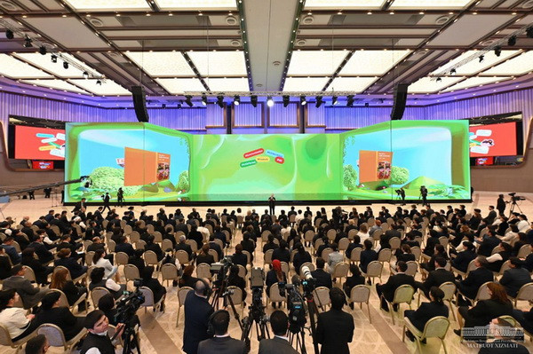 Shavkat Mirziyoyev: A completely new atmosphere and quality should be established in our school