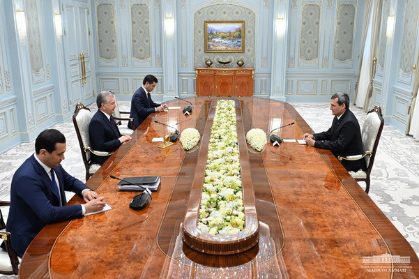 President of Uzbekistan notes the wide opportunities for deepening the strategic partnership with Turkmenistan