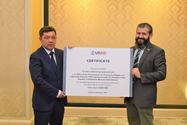 USAID передало оборудование для Офиса Бизнес-омбудсмана