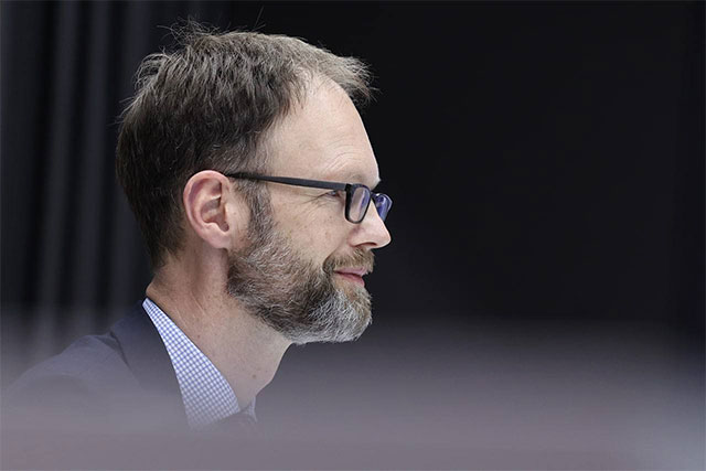 Посол Швейцарии предупредил узбекистанцев о мошенниках, предлагающих фиктивные вакансии