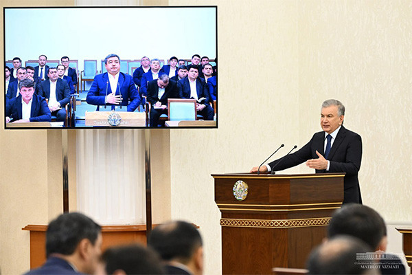 Uzbek President instructs to develop master plans for settlements