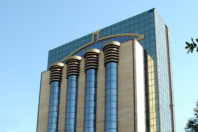 ЦБ оштрафовал 10 банков в январе