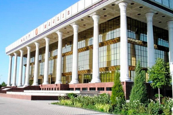 В Узбекистане намерены ввести уголовную ответственность за нарушения в строительстве