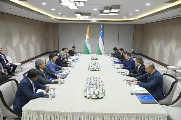 Vladimir Norov meets with the Minister of External Affairs of the Republic of India