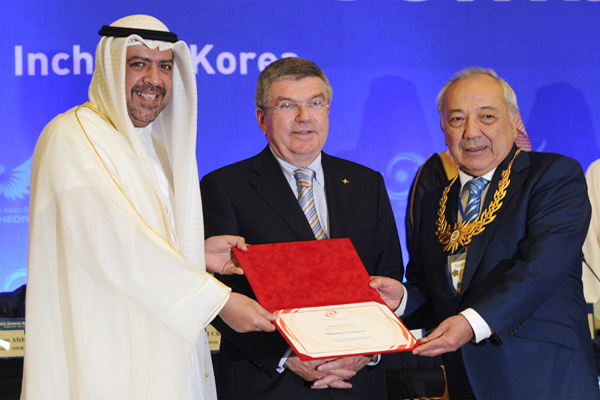 Mirabror Usmanov awarded with golden order of OCA