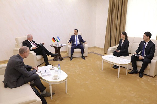 The Minister of Investment, Industry and Trade of Uzbekistan receives the Ambassador of Germany