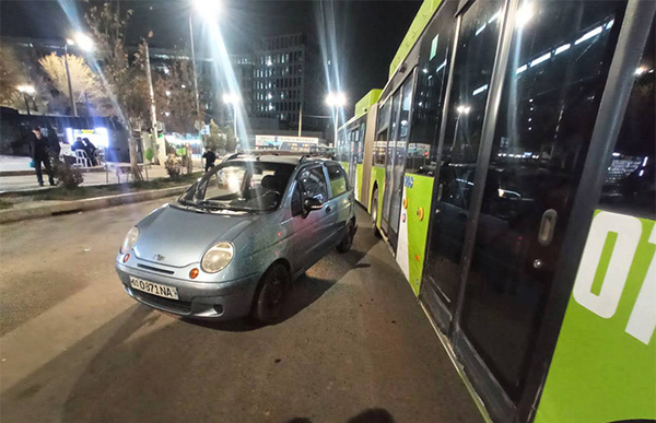 В Ташкенте произошло ДТП с участием автобуса King Long и Matiz