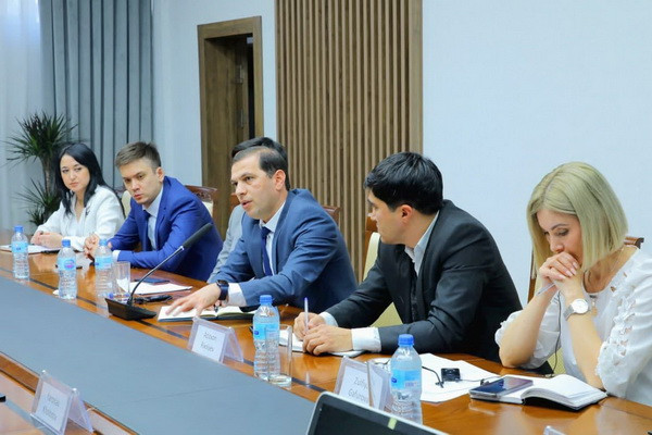 International experts discussed issues of reforming the public transport sector