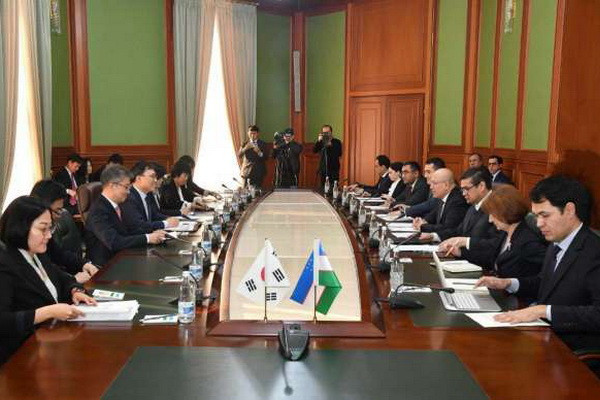 Uzbekistan, South Korea hold political consultations in Tashkent