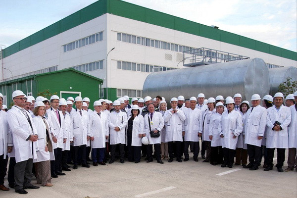 В Самарканде открылось крупнейшее производство химических средств защиты растений в Центральной Азии