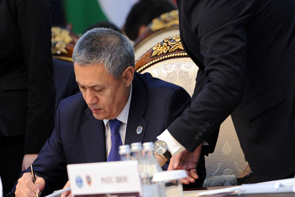 Uzbekistan supports development of economic relations of SCO states – Azimov