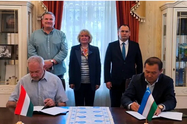 A delegation of Surkhandarya region signs agreements for 37 million euros in Hungary