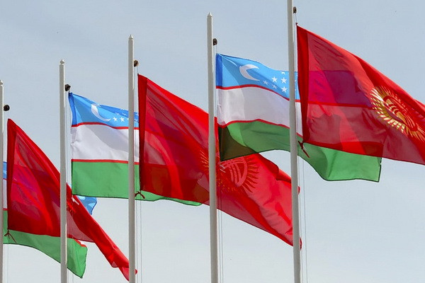 The Legislative Chamber adopts bills on the ratification of two treaties between Uzbekistan and Kyrgyzstan