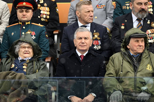 President of Uzbekistan attends the ceremonial events on the occasion of the 79th anniversary of the Victory