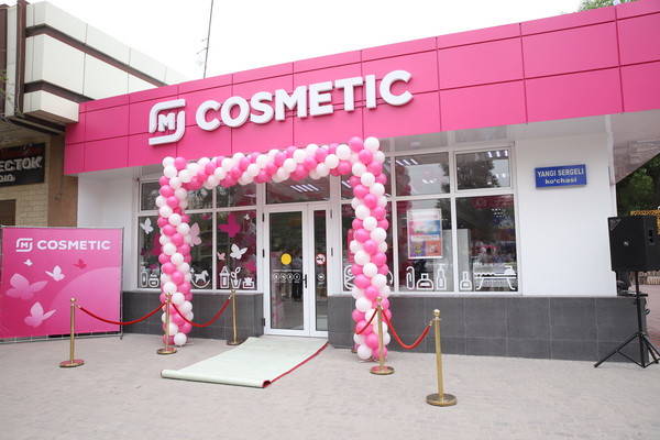 Russian "Magnit" opened its first cosmetics store in Uzbekistan