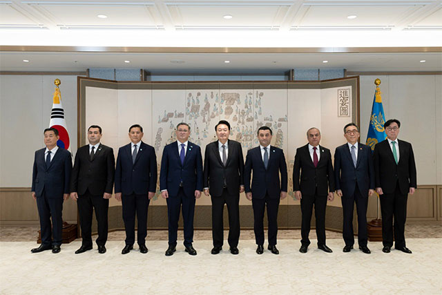 Uzbekistan’s Foreign Minister meets President of South Korea