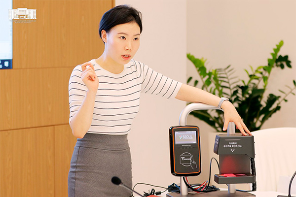 Toshshahartranshizmat and Korea Smart-cart Co. Ltd discussed cooperation issues