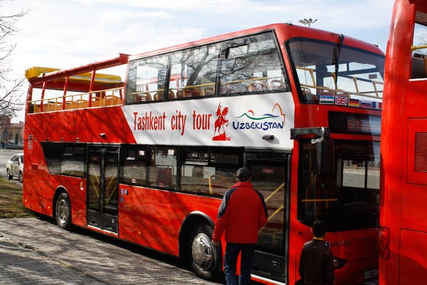 Two double-decker buses arrive in Tashkent