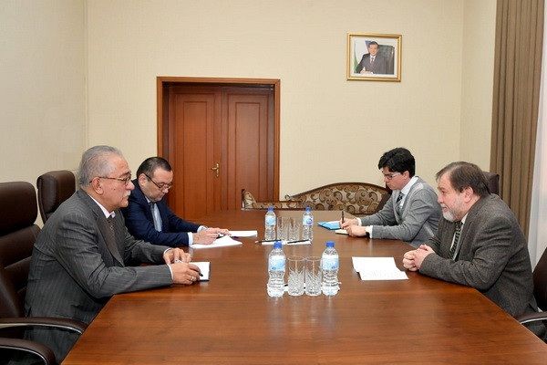 Ismatulla Irgashev meets with the Ambassador of Russia