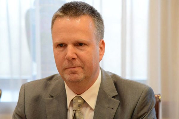 Асмус Хаммерих: Автомобильные аварии намного страшнее эпидемии Эболы