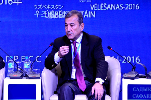 Safaev: Economic takeoff cannot be achieved without democratization