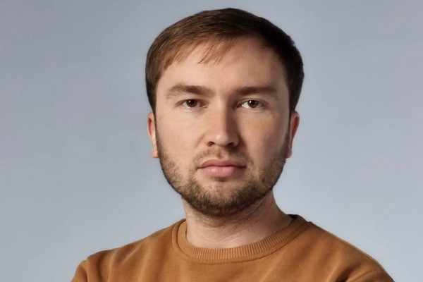 Одним из успешных киносериалов продюсера Руслана Мирзаева является «Сердце, не бойся», состоящий из 50 серий