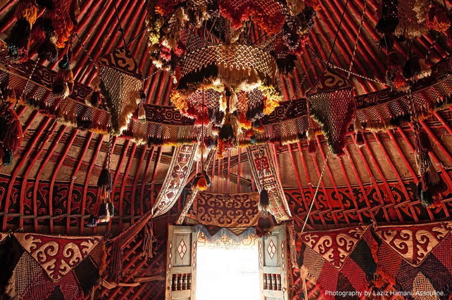 Искусство кобыза и традиция жырау внесены в Список нематериального наследия ЮНЕСКО, нуждающегося в срочной охране