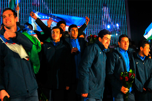 Президент Узбекистана подарил футболистам Олимпийской сборной автомобили Malibu