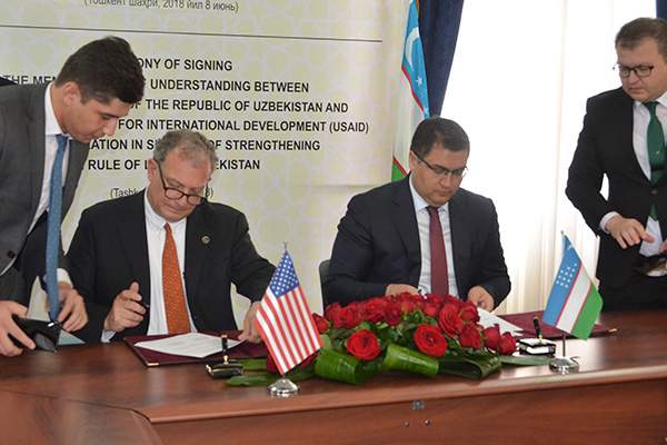 USAID ва Адлия вазирлиги суд ислоҳотлари соҳасида англашув меморандуми имзолади