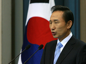 South Korean president vows increased support for Uzbek students