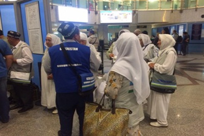 First group of pilgrims heads to Saudi Arabia