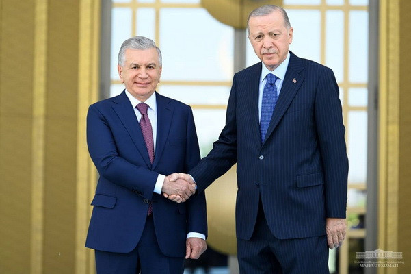 An official welcoming ceremony of the President of Uzbekistan took place