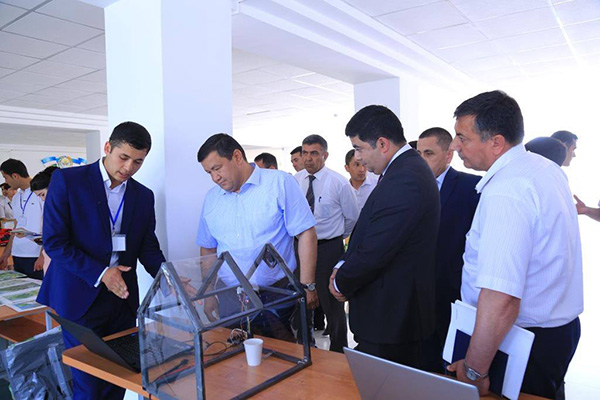 В Бухаре состоялся бизнес-форум молодых предпринимателей