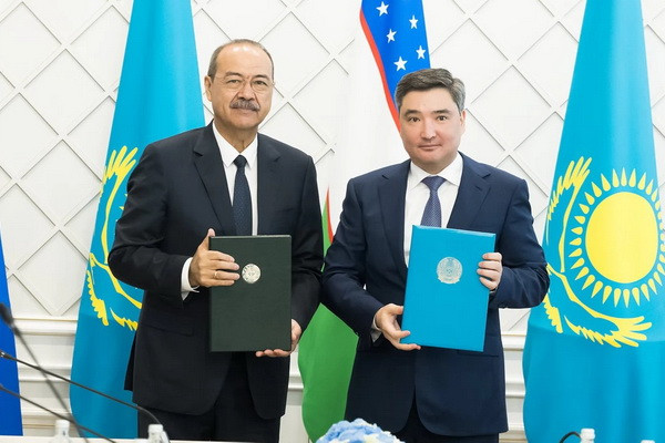 Uzbekistan and Kazakhstan intend to introduce full free trade regime