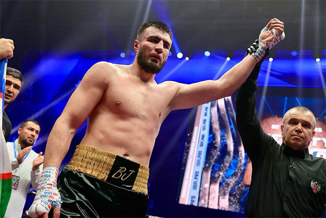 Bahodir Jalolov Secures Hard-Fought Victory Over Russian Kudukhov at IBA.PRO Tournament